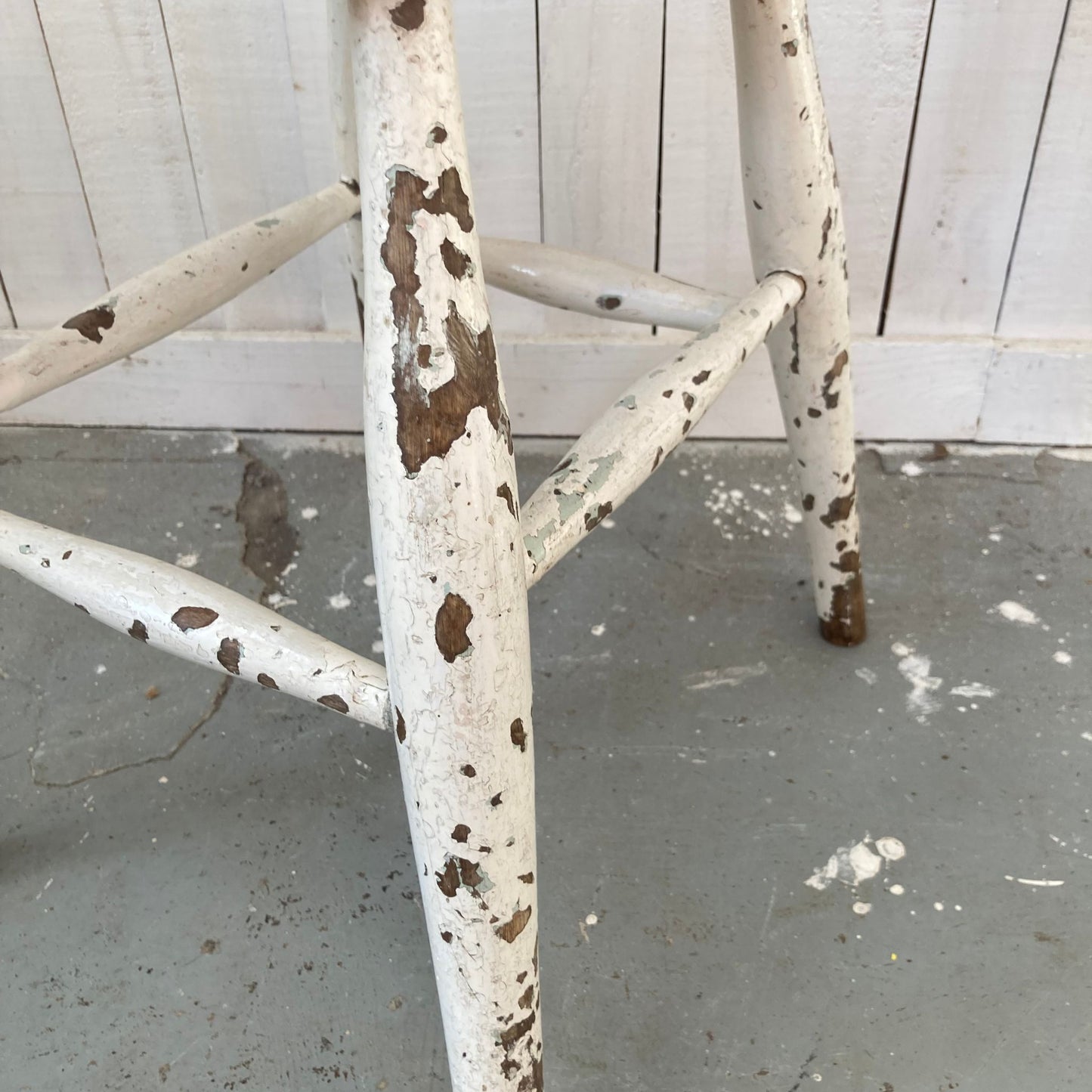 Vintage White Stool with Seat Grip
