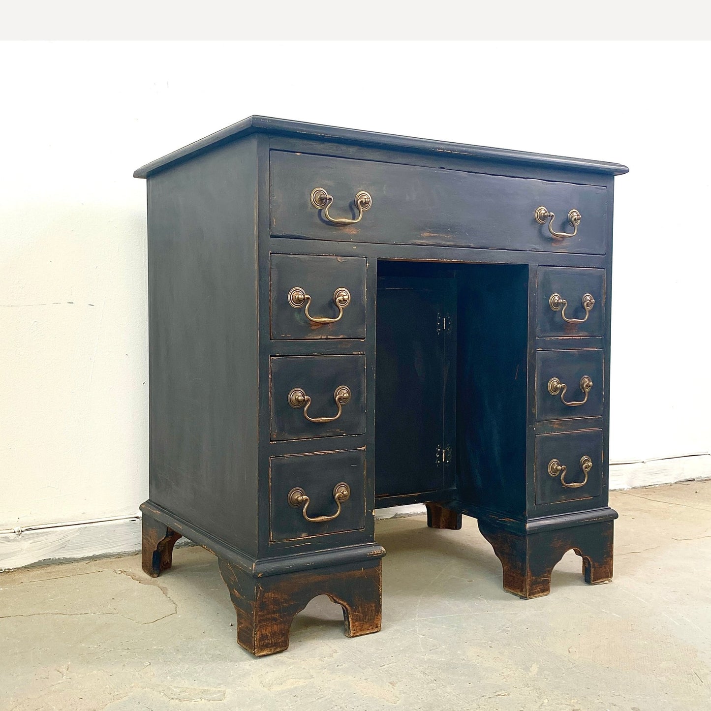 Vintage Knee Hole Desk