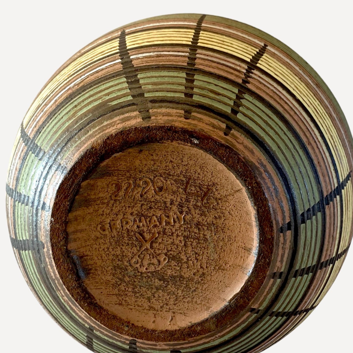 Mid century, Dumler and Breiden Pottery Vase, hand painted, stamped and numbered on base, 20cm tall, bottom stamp view, for sale