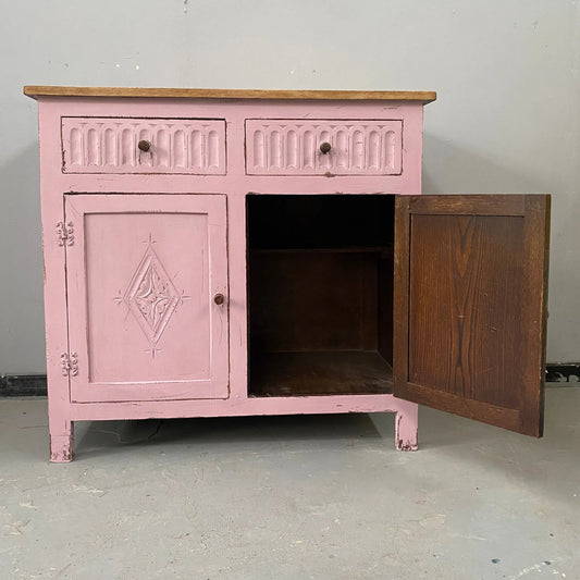 How I Paint Wooden Furniture
