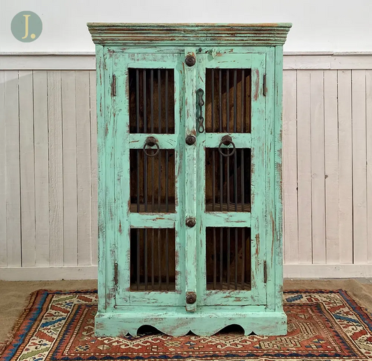 The Beauty of Reclaimed Indian Teak: History in Every Grain