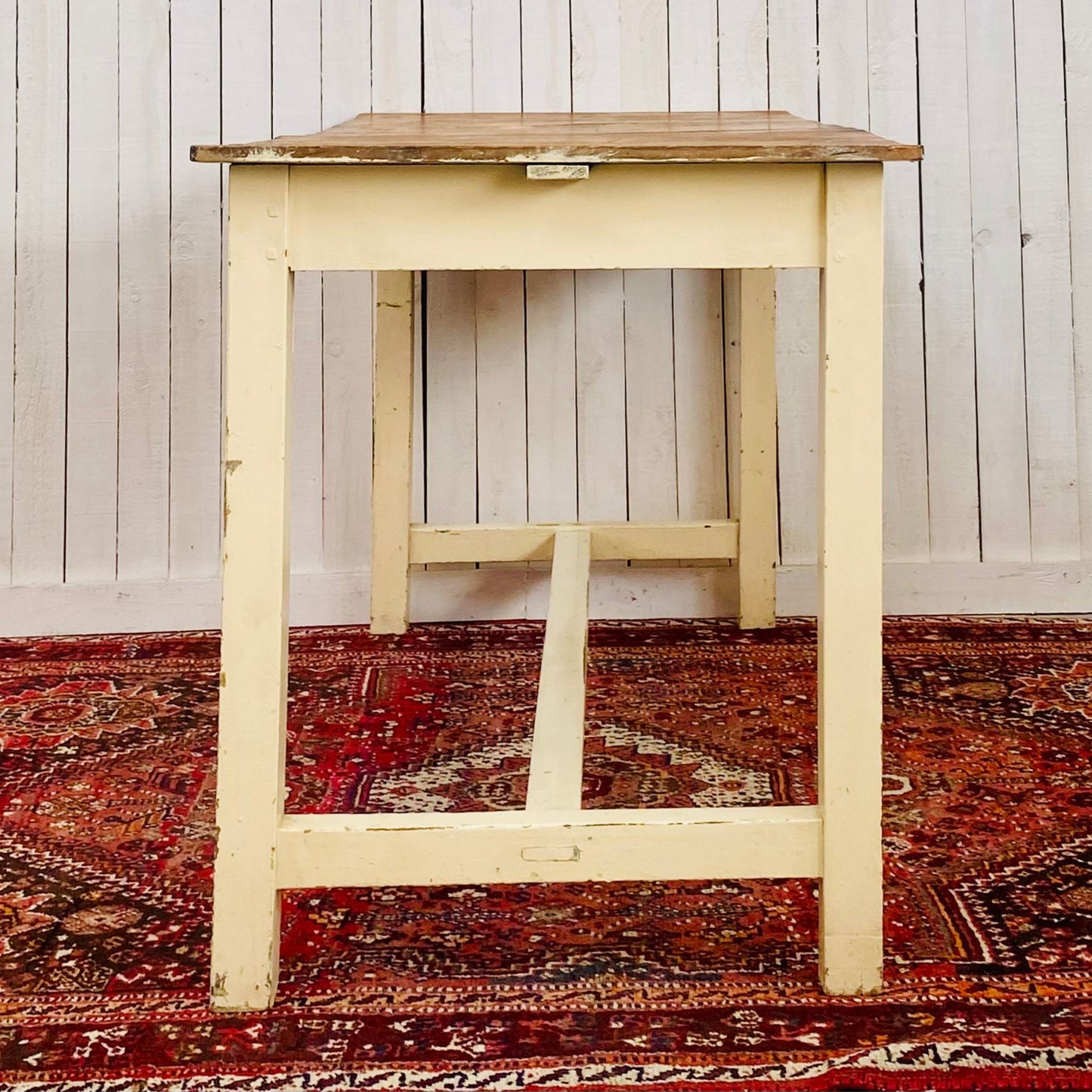 French Vernacular Prep Table