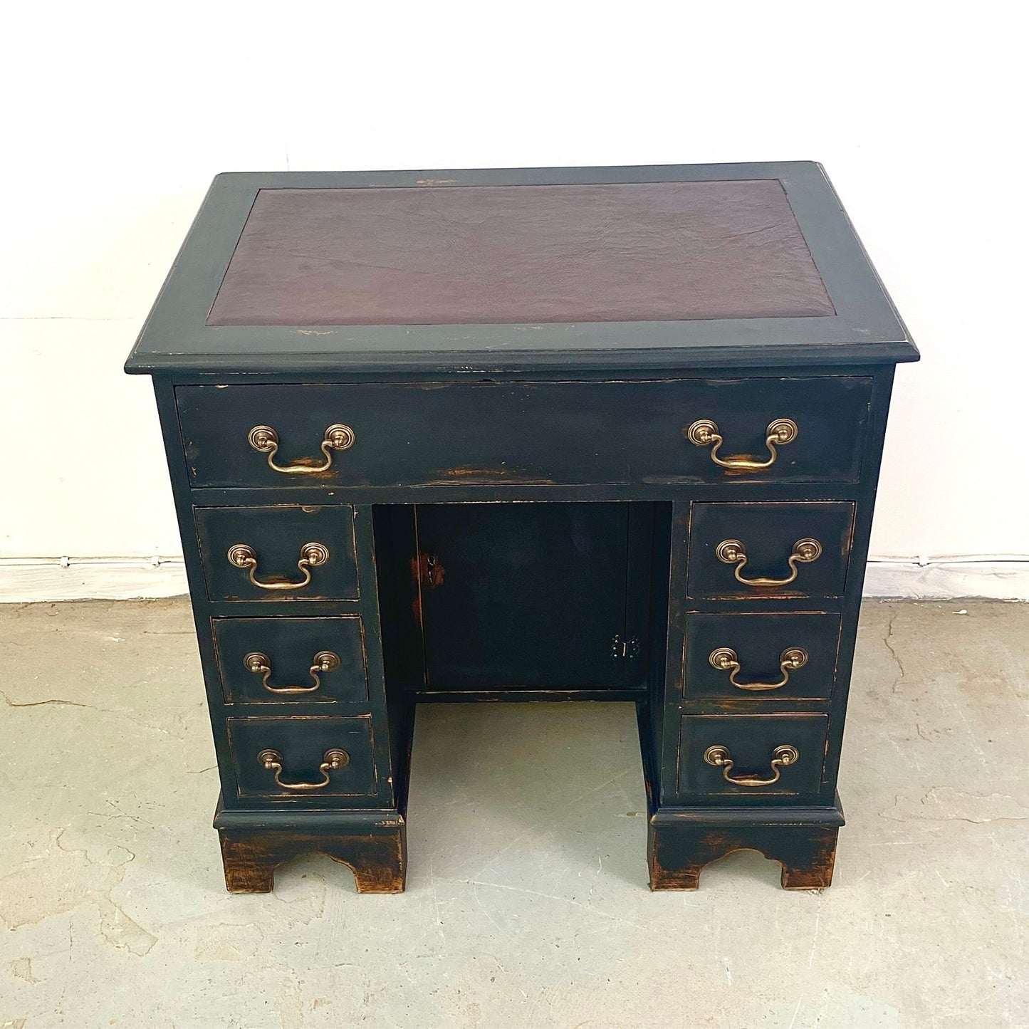Vintage Knee Hole Desk
